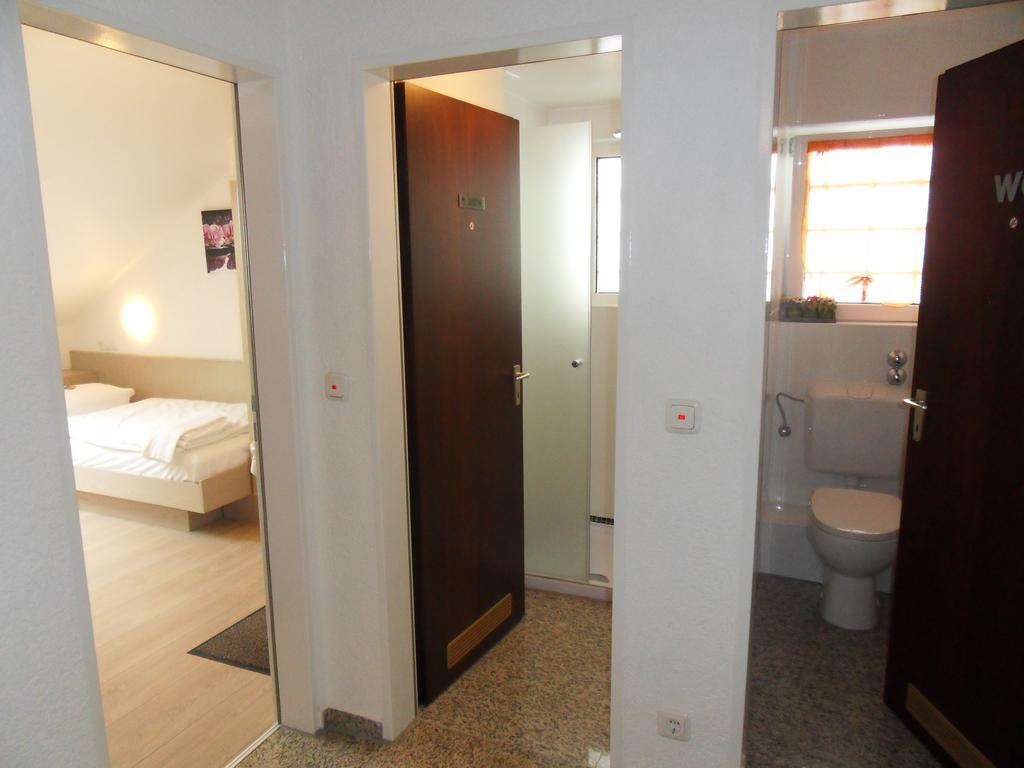 Hotel Linnert Weiterstadt Zimmer foto