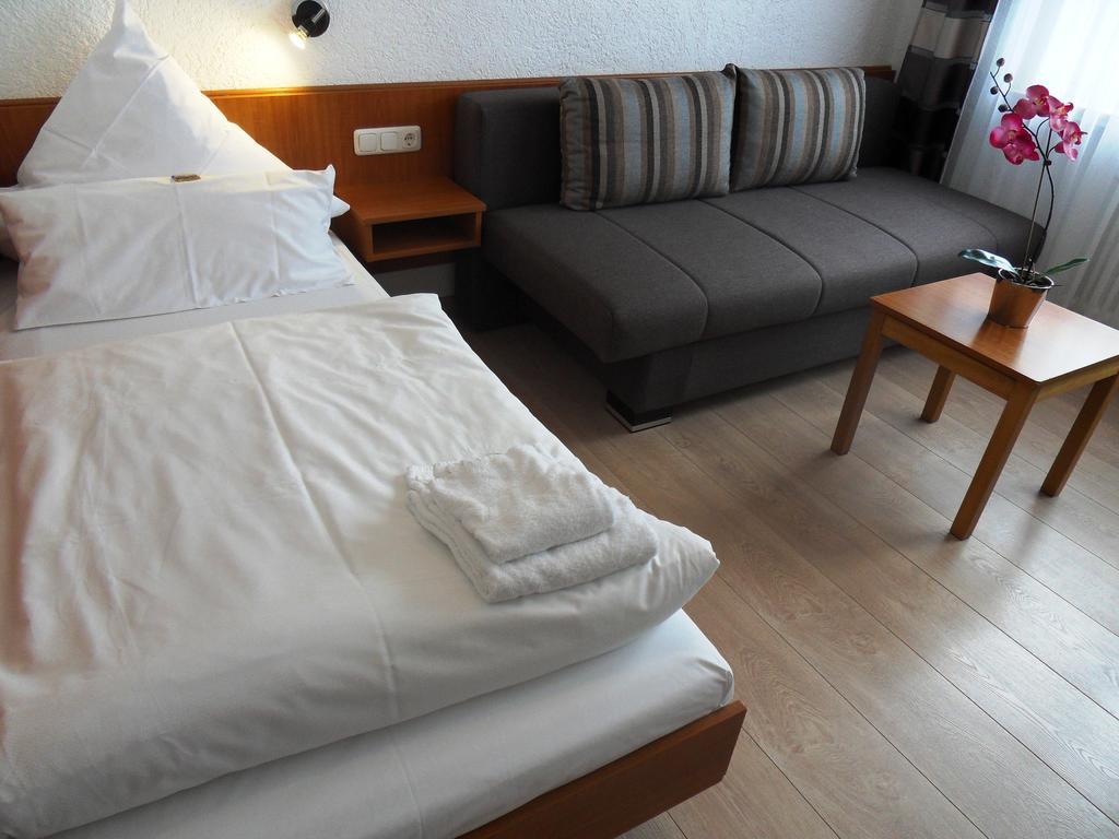 Hotel Linnert Weiterstadt Zimmer foto